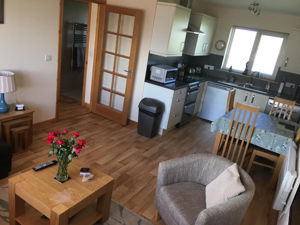 סטרומנס Eastbrae Cottages & Lodges מראה חיצוני תמונה